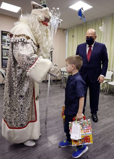 Russia Mishustin New Year Season Charity