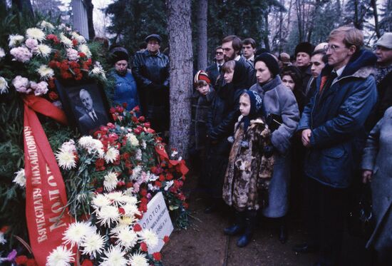 Vyacheslav Molotov's funeral