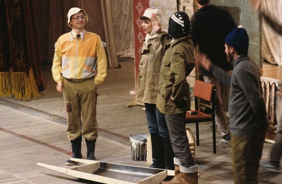 Student Theater of Variety Miniatures