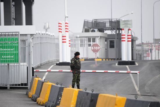 Kyrgyzstan Kazakhstan Border