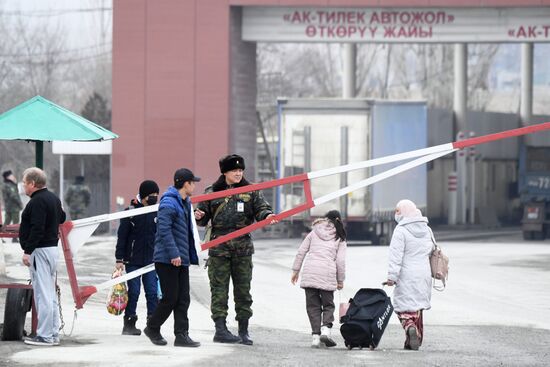 Kyrgyzstan Kazakhstan Border