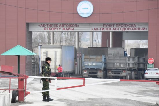 Kyrgyzstan Kazakhstan Border