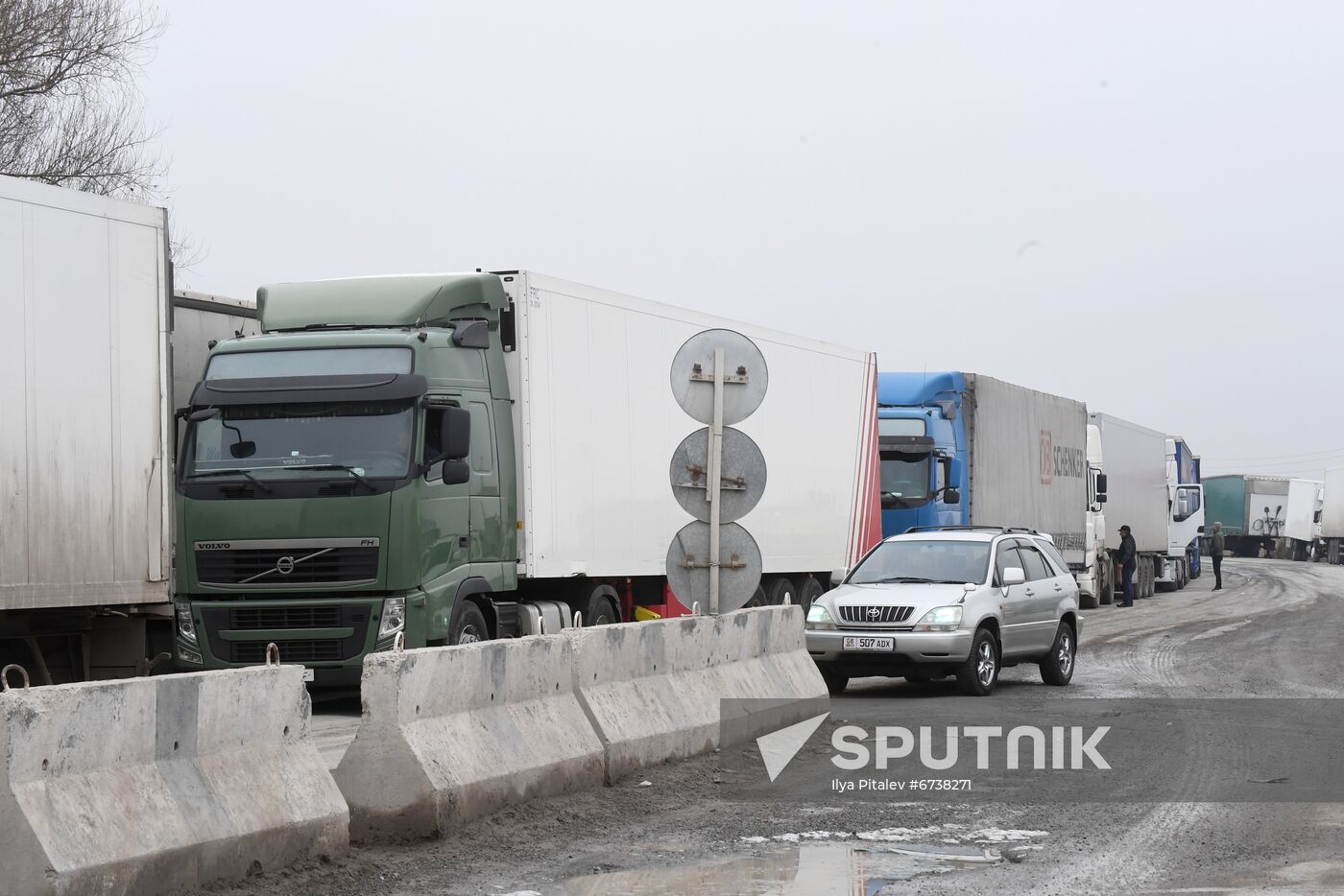 Kyrgyzstan Kazakhstan Border