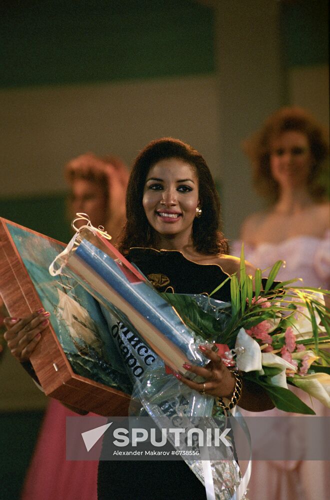 Miss Charm 89 beauty contest