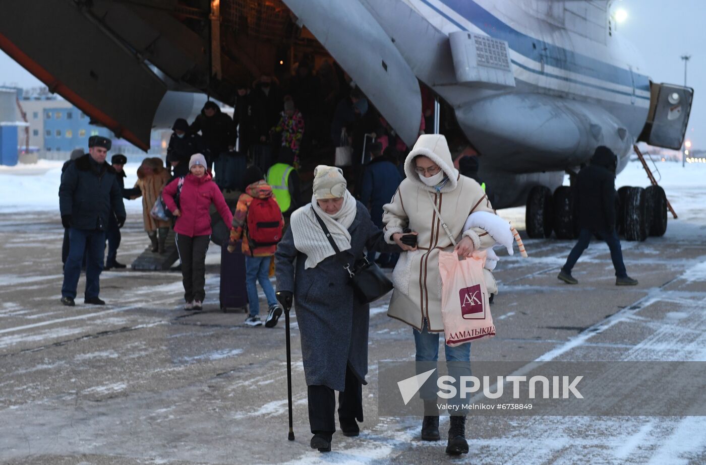 Russia Kazakhstan Evacuation