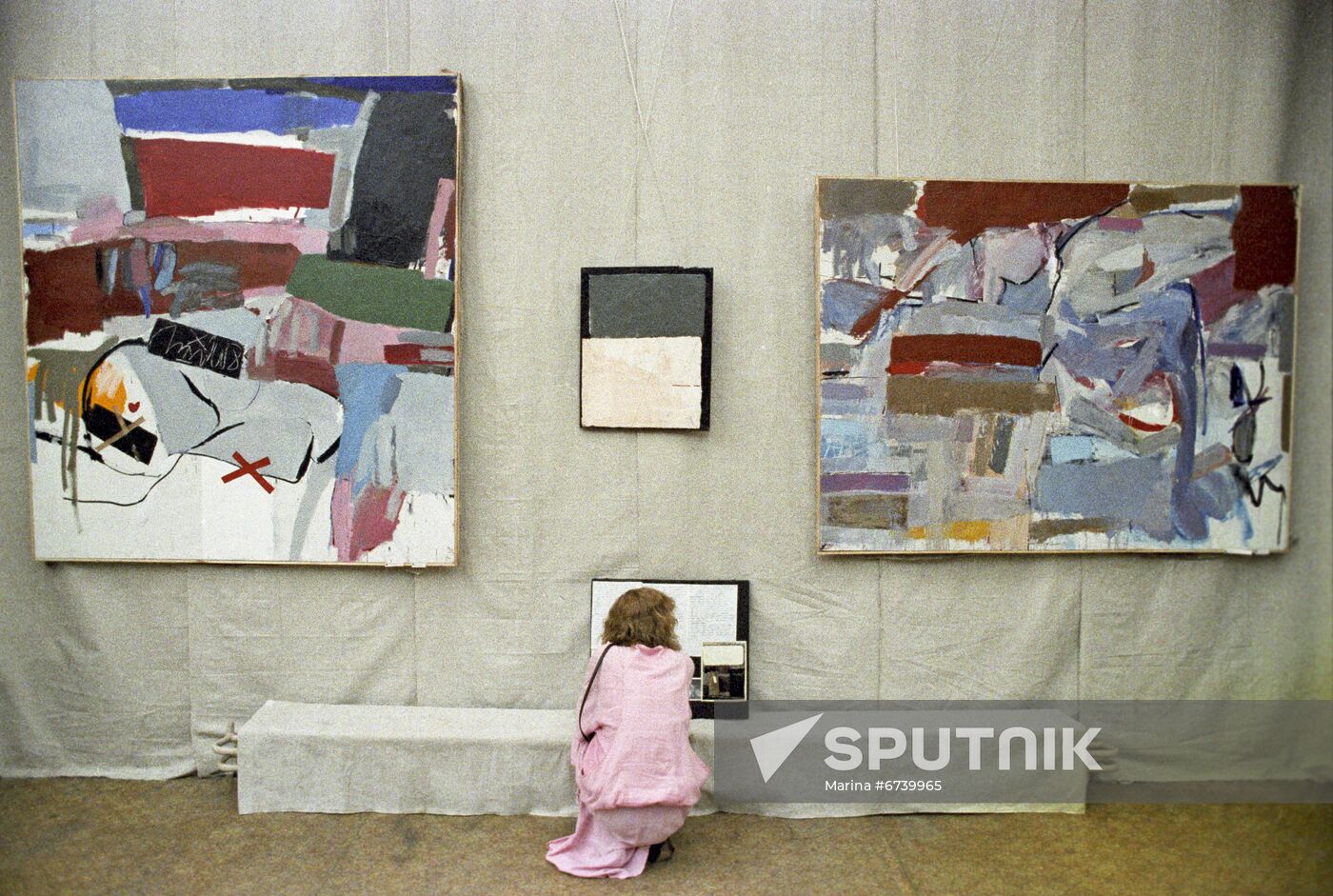 Exhibition From Unofficial Art to Perestroika in Leningrad