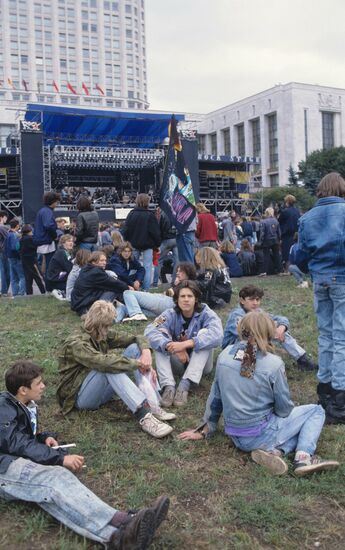 Concert Rock on Barricades