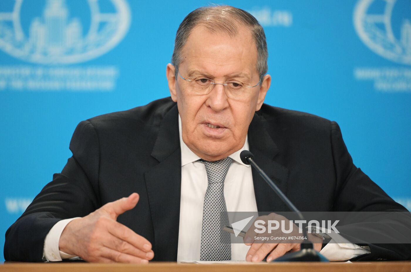 Russia Lavrov News Conference