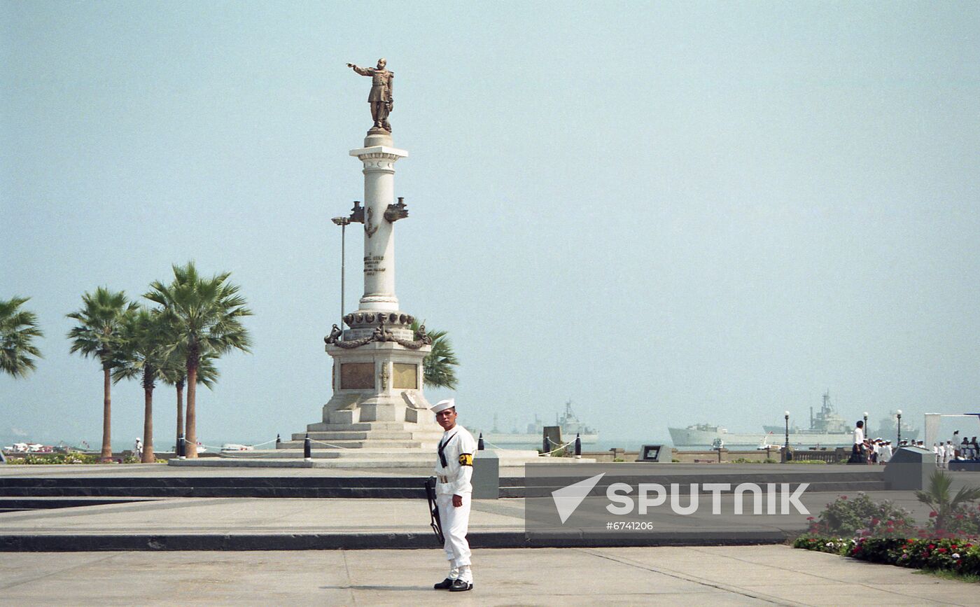 Plaza Grau in Callao, Peru