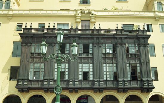 Balcony of Colonial Spanish building in Lima