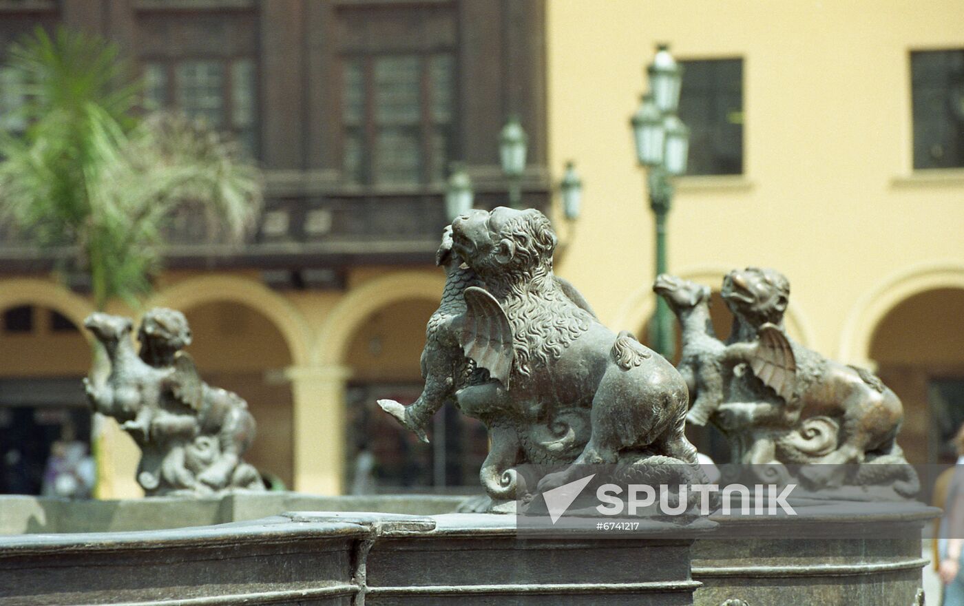 Detail of 17th century fountain on Lima square