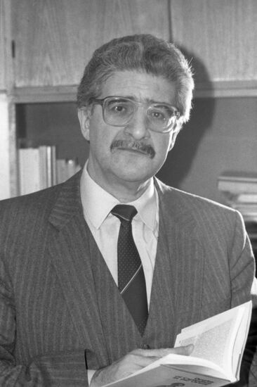Soviet scientist-Orientalist Nodari Simonia
