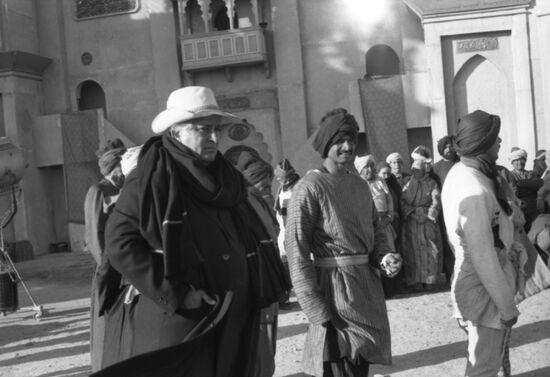 Filming Ajooba (1991)