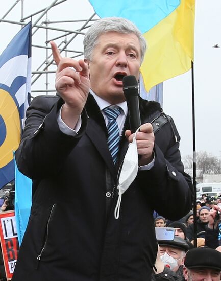 Ukraine Poroshenko Treason Trial