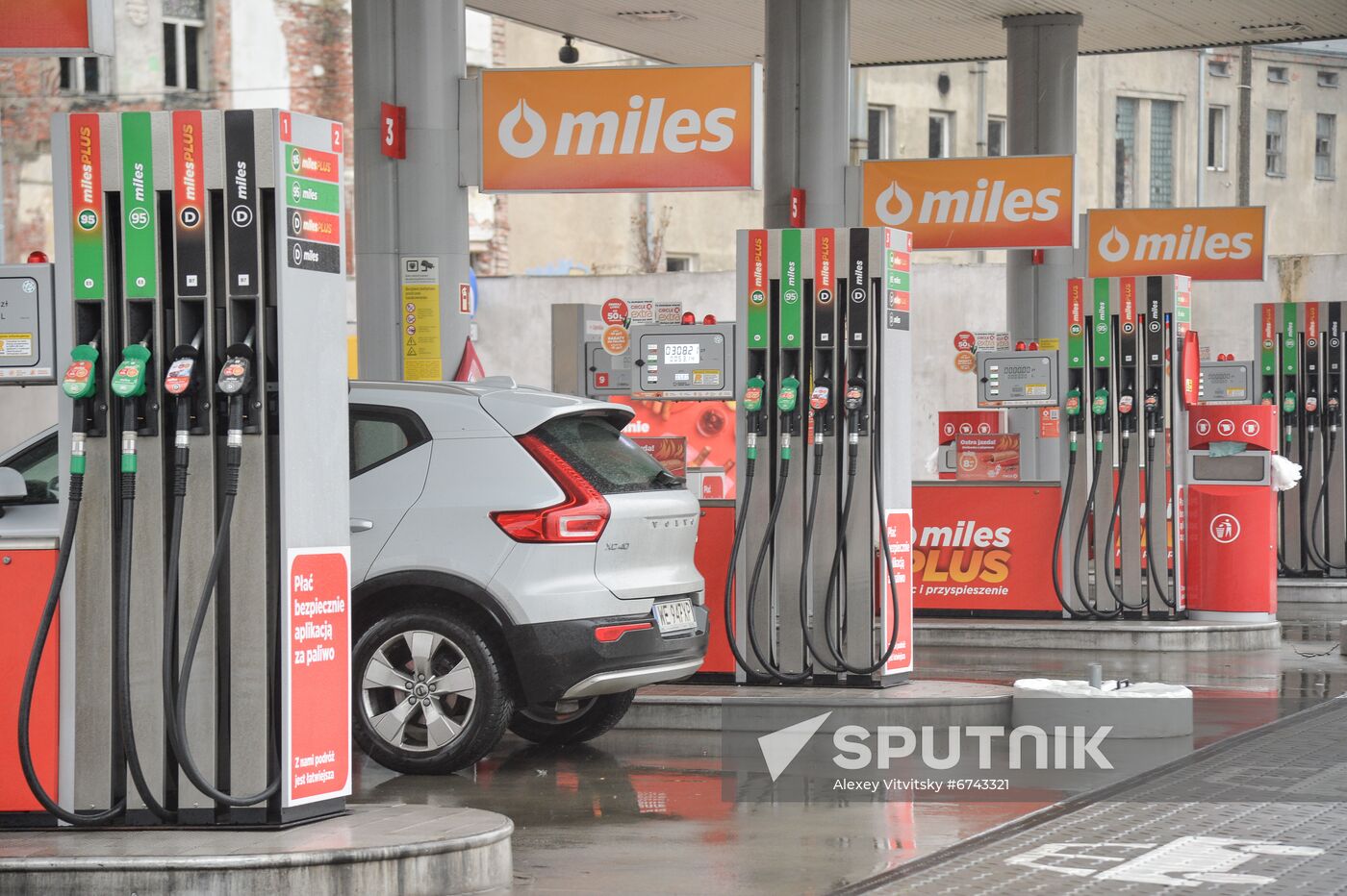 Poland Gas Dificulty