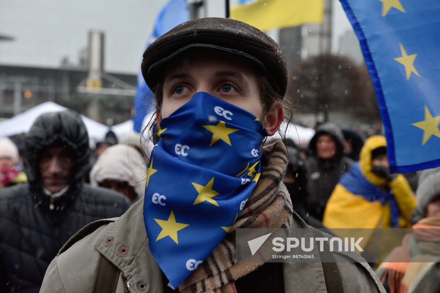 Ukraine Poroshenko Treason Trial