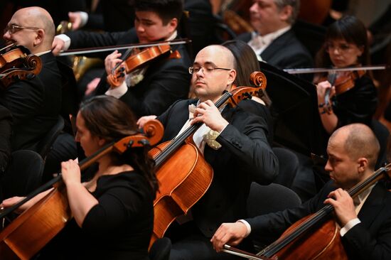 Russia Music Pianist Douglas Concert