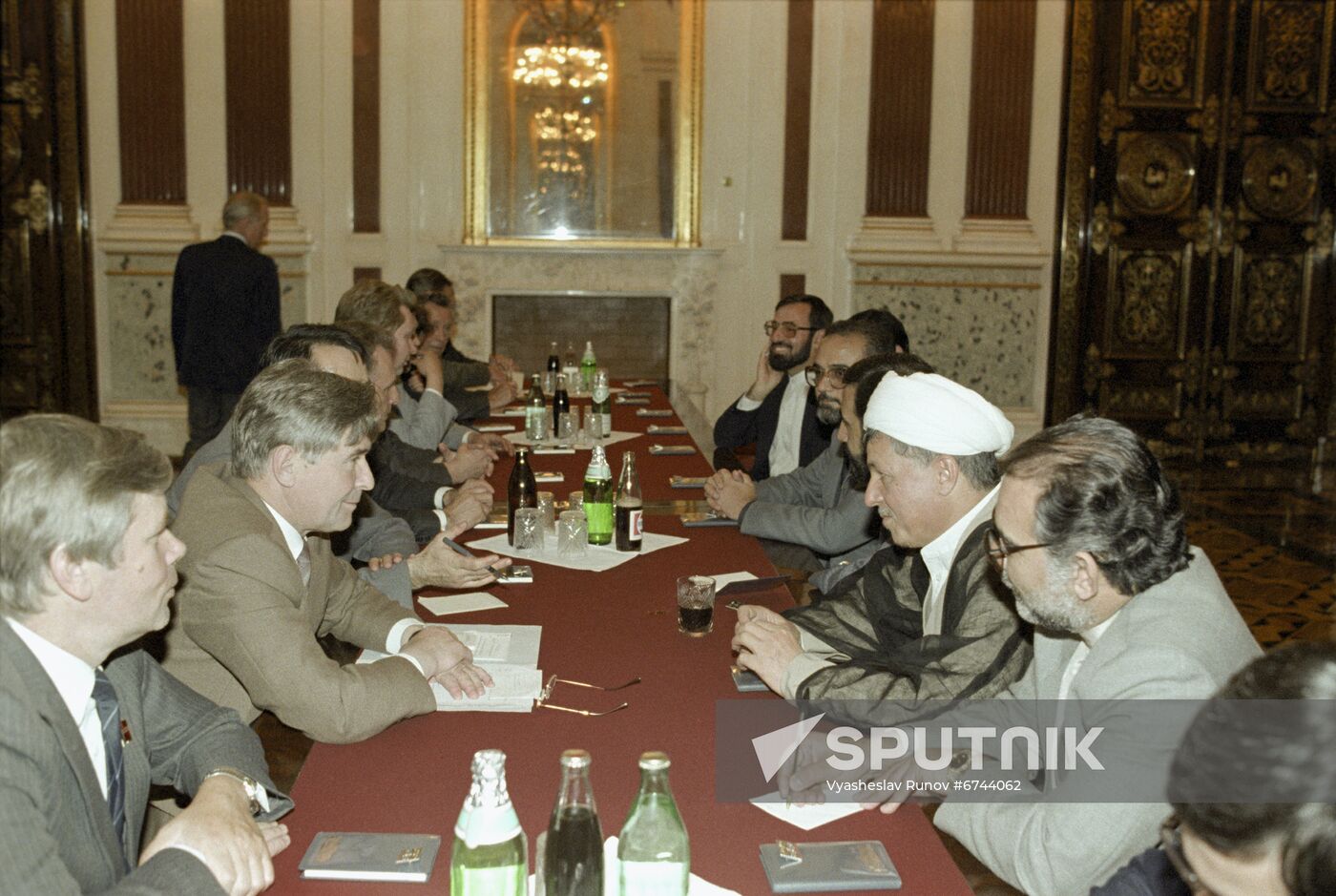 Speaker of Iranian Majles Akbar Hashemi Rafsanjani visits USSR