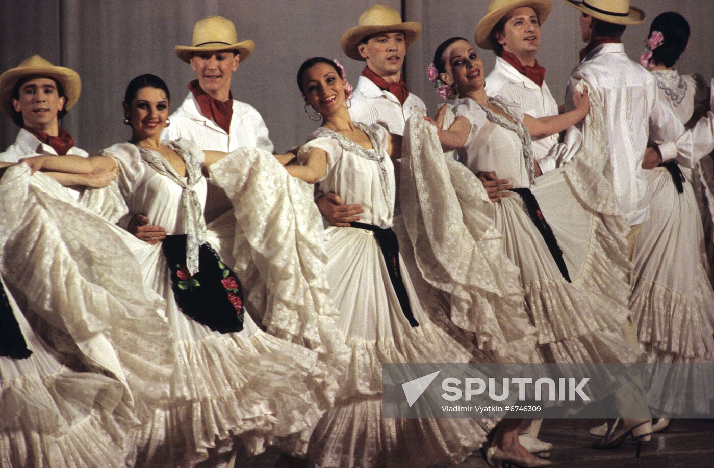 State Academic Folk Dance Ensemble