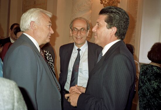 UNESCO Director-General Federico Mayor Zaragoza visits USSR