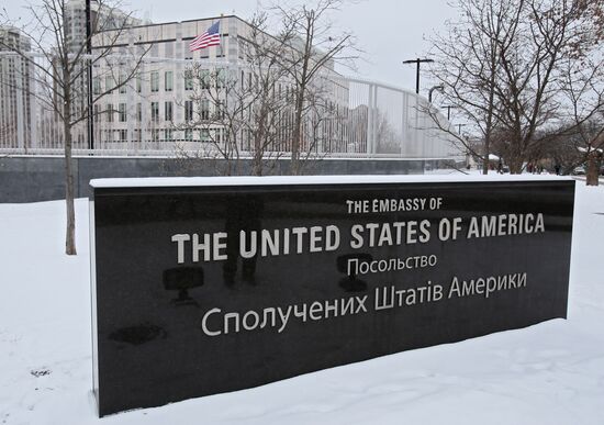 Ukraine Embassies Withdrawing