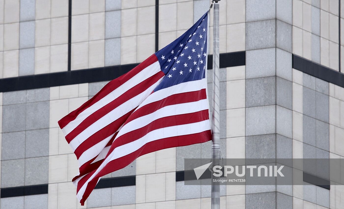 Ukraine Embassies Withdrawing