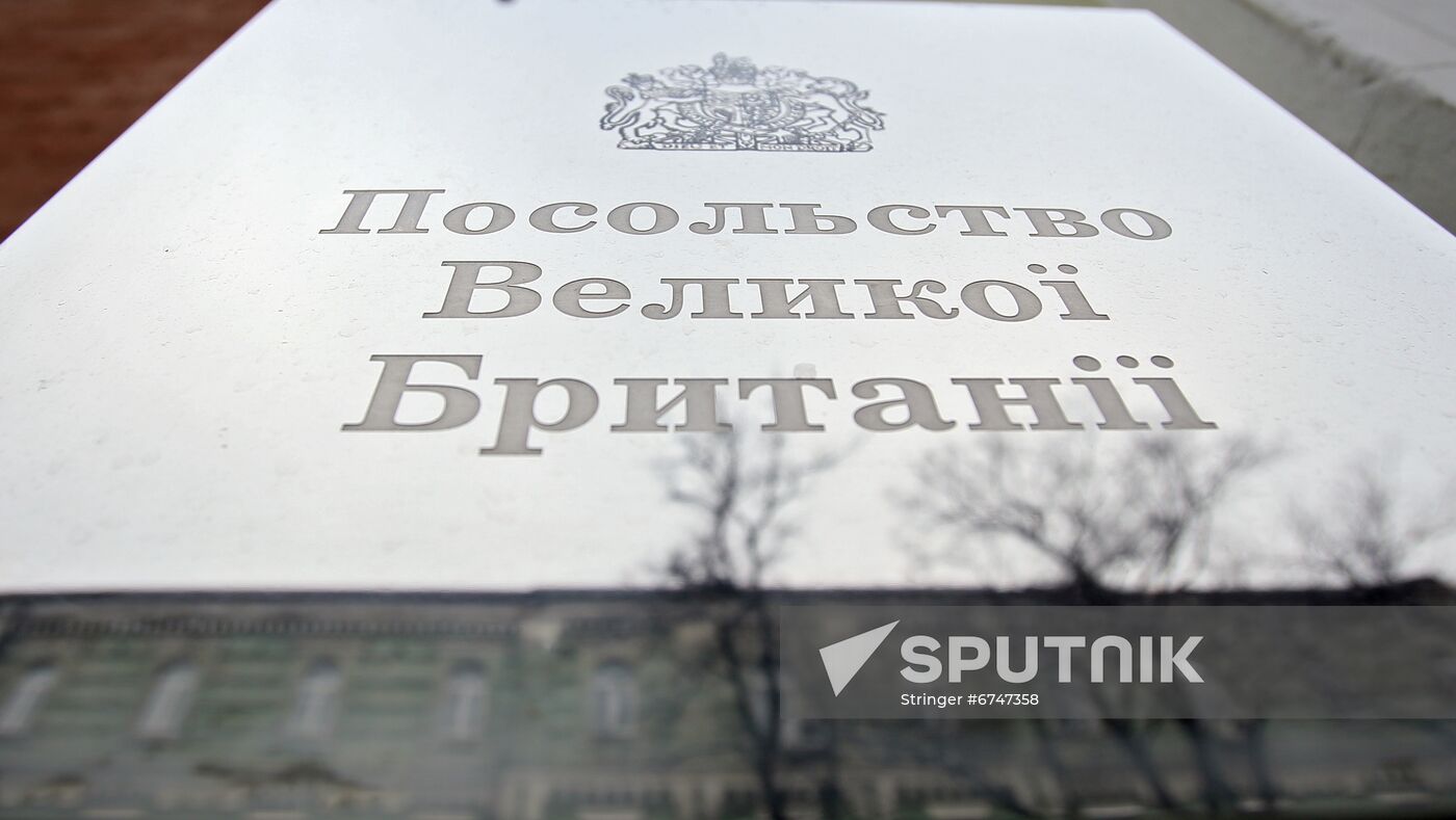 Ukraine Embassies Withdrawing