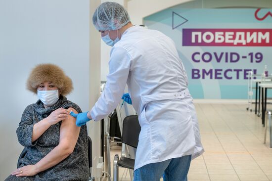 Russia Coronavirus Vaccination