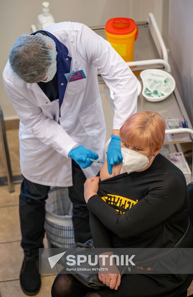 Russia Coronavirus Vaccination