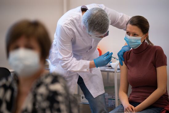 Russia Coronavirus Vaccination