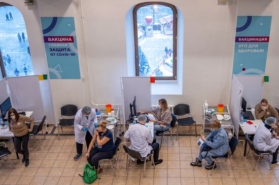 Russia Coronavirus Vaccination