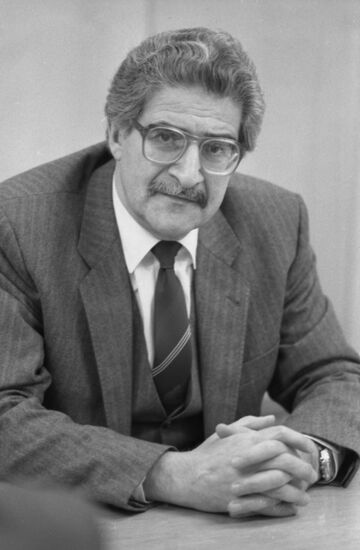 Soviet scientist Nodari Simoniya