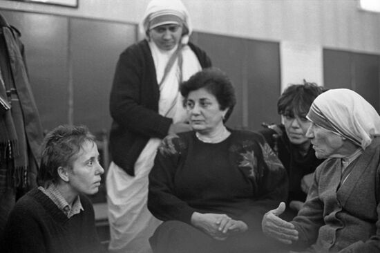 Founder of the Missionaries of Charity Mother Theresa visits Armenia
