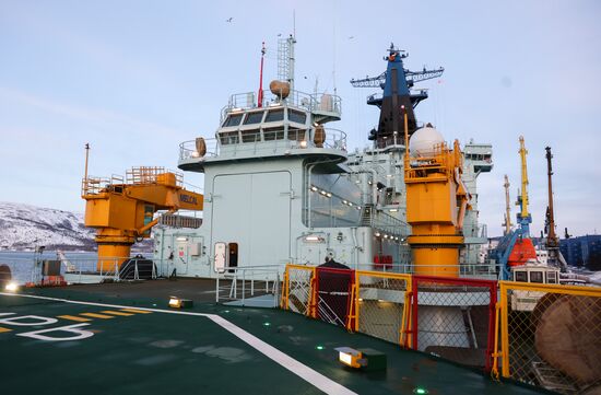 Russia Sibir Nuclear Icebreaker