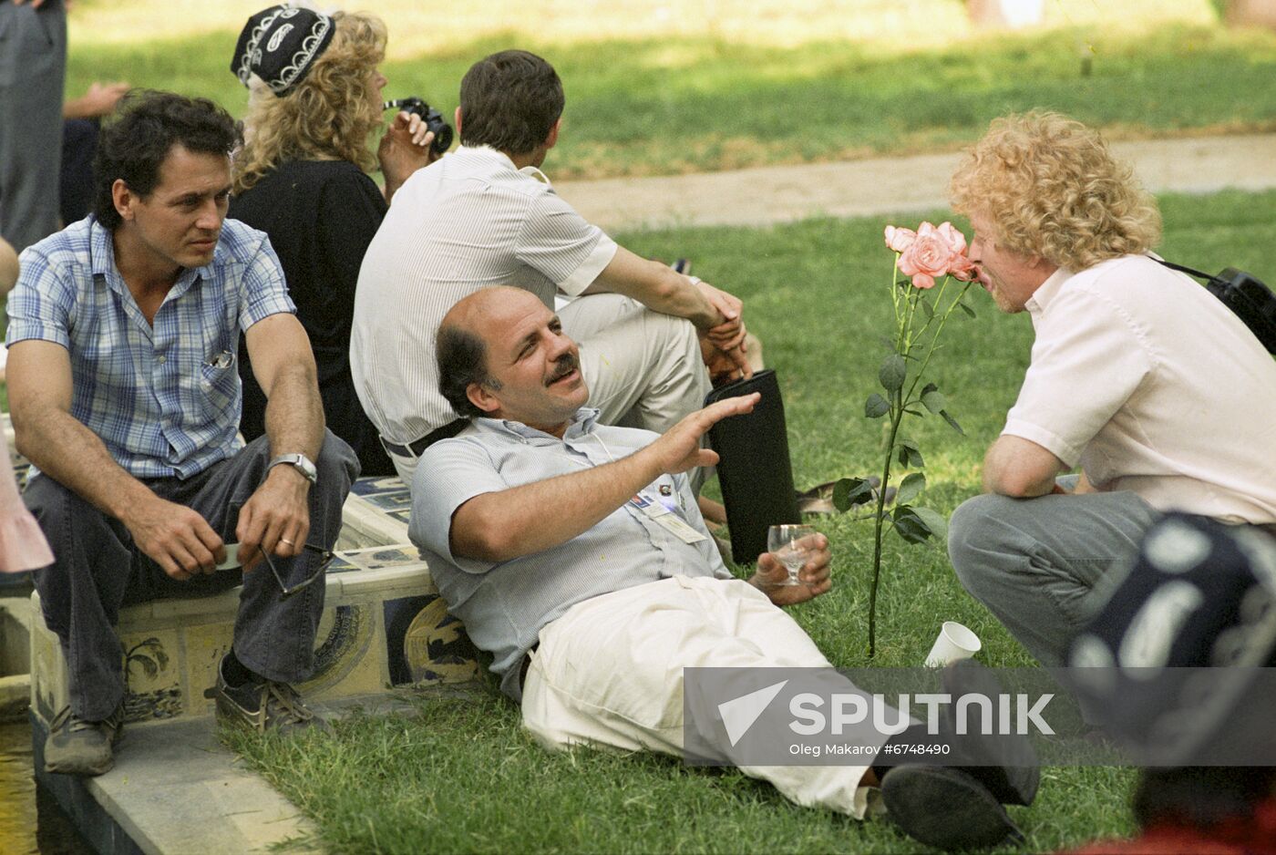 Meeting of Residents of Twin Soviet and US Cities, Tashkent and Seattle