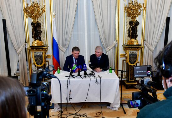 France Normandy Format Talks