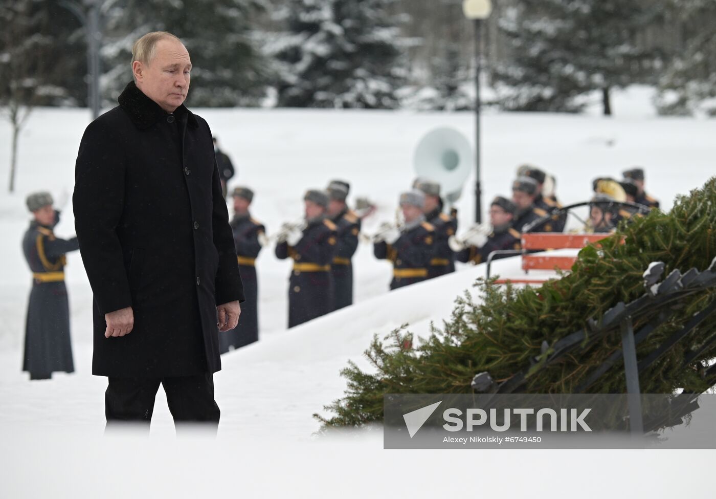 Russia WWII Leningrad Siege Breakthrough Anniversary