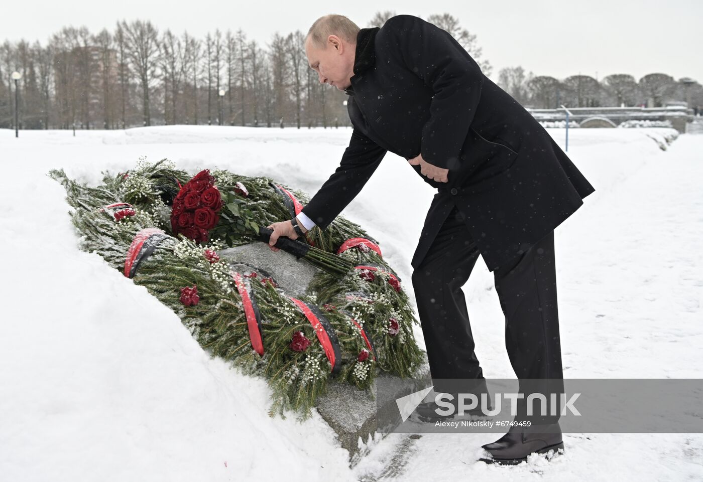 Russia WWII Leningrad Siege Breakthrough Anniversary