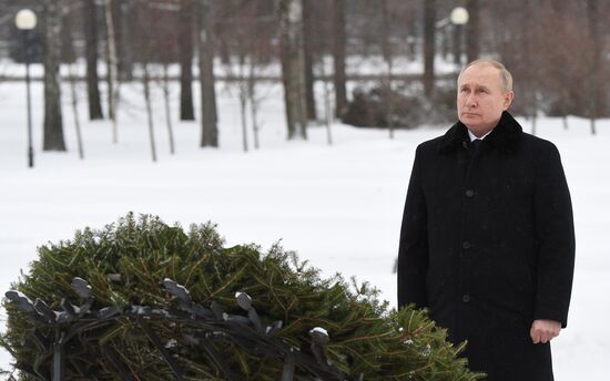 Russia WWII Leningrad Siege Breakthrough Anniversary