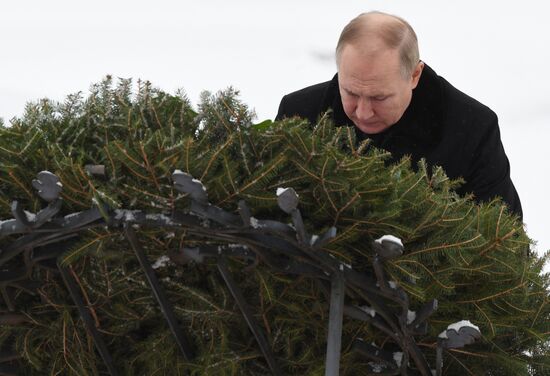 Russia WWII Leningrad Siege Breakthrough Anniversary
