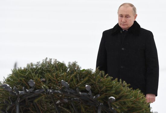 Russia WWII Leningrad Siege Breakthrough Anniversary