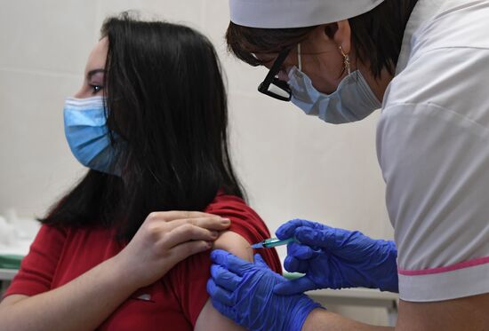 Russia Coronavirus Vaccination
