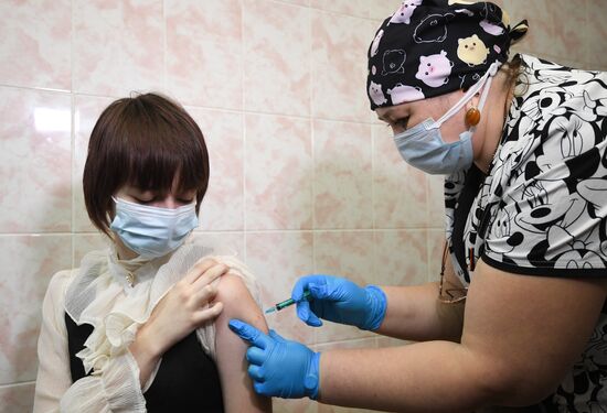 Russia Coronavirus Vaccination