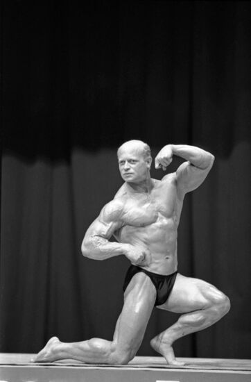 Man and Woman 1989 international body-building tournament
