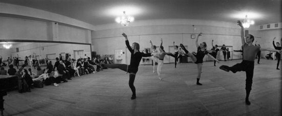 Maurice Bejart's 20th Century Ballet company performs in Moscow