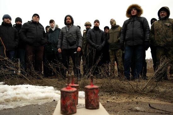 Ukraine Defence Civilians Exercises
