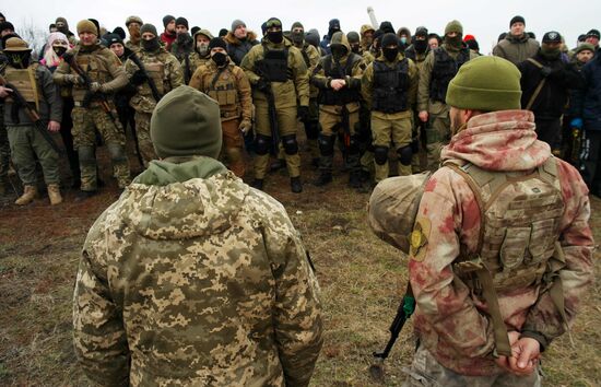 Ukraine Defence Civilians Exercises