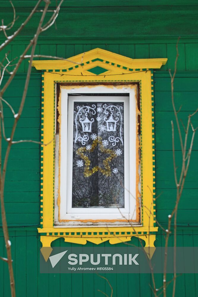 House window in Tarusa during New Year holidays