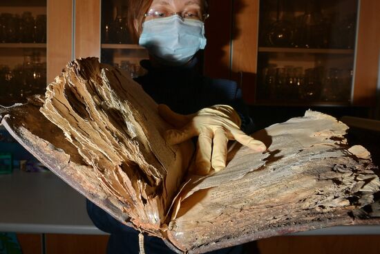 Russia Library Collection Restoration
