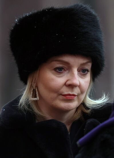 Russia Britain Wreath Laying